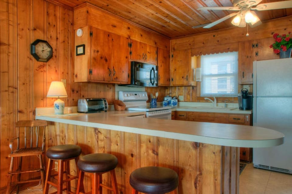 Have breakfast every morning at the bar before heading out to the beach!