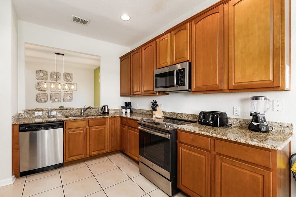 A fully equipped kitchen