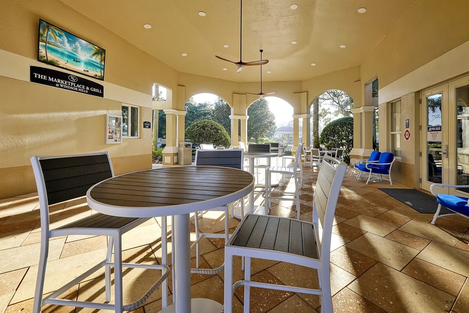 Outdoor Dining Area