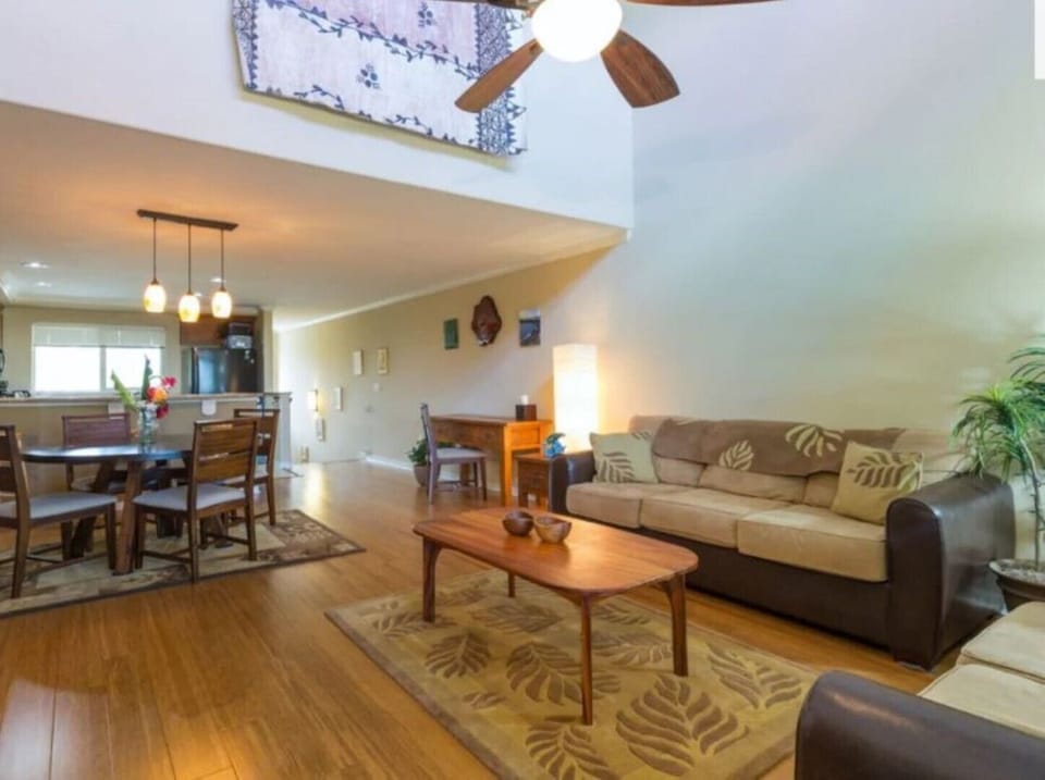 Spacious family room