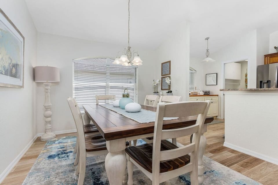 The dining room is large and is perfect for socializing with anyone in the kitchen. Breakfast waffles anyone?The dining table seats 6, but will accommodate more if you are entertaining more guests.