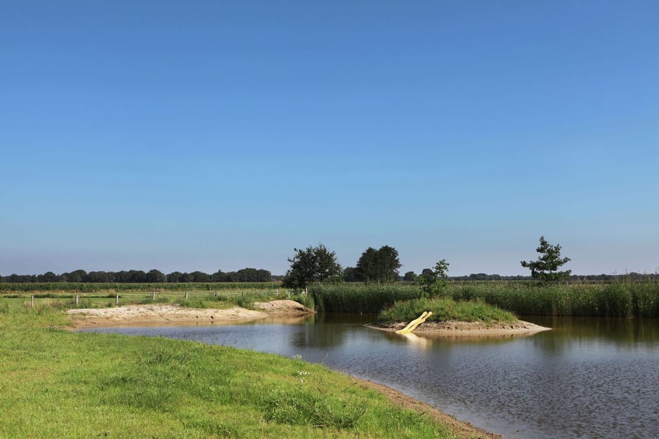Surroundings [summer] (1-5 km)
