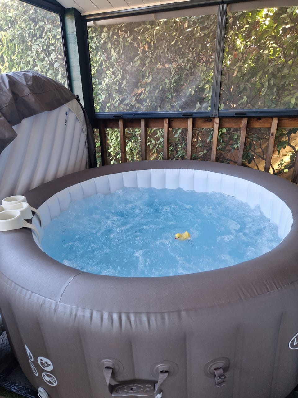 Indoor spa tub