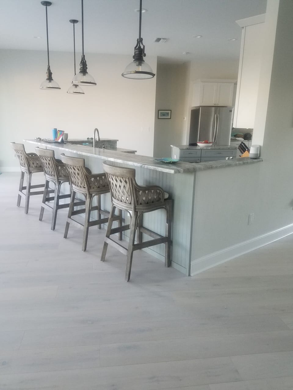 kitchen bar