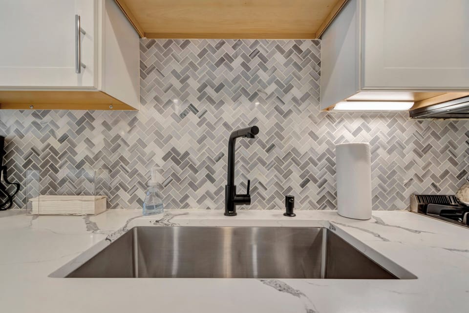 Vacationing done right- kitchen essentials supplied 