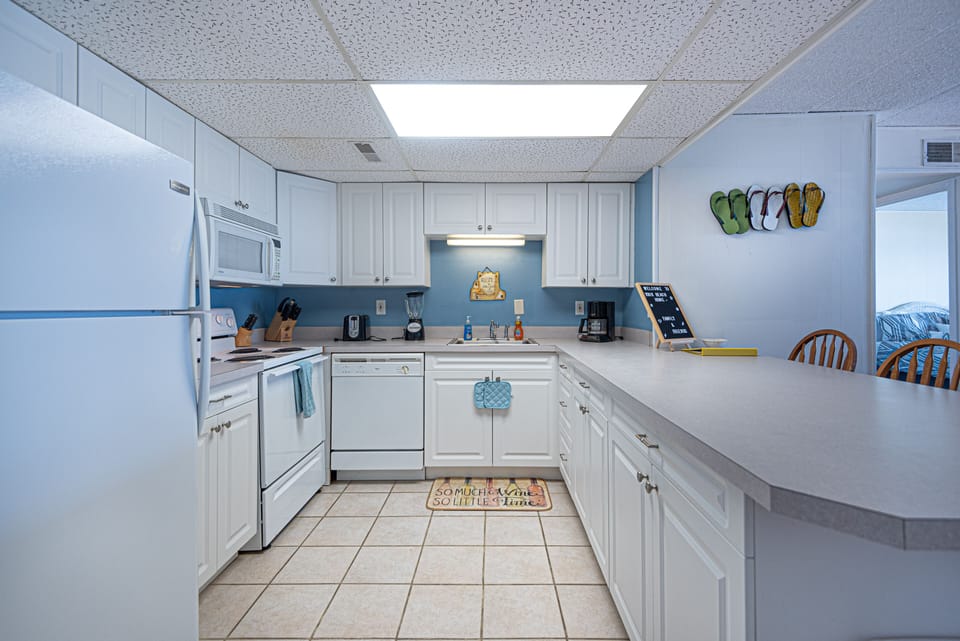 Kitchen (2)