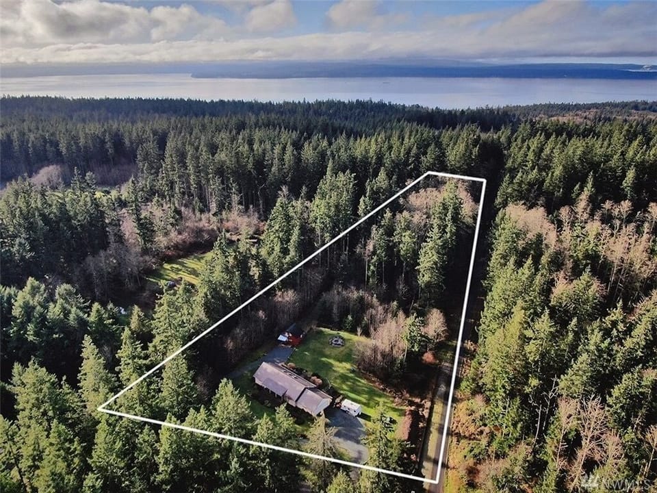 5 acres land. Private trail access for walking. 