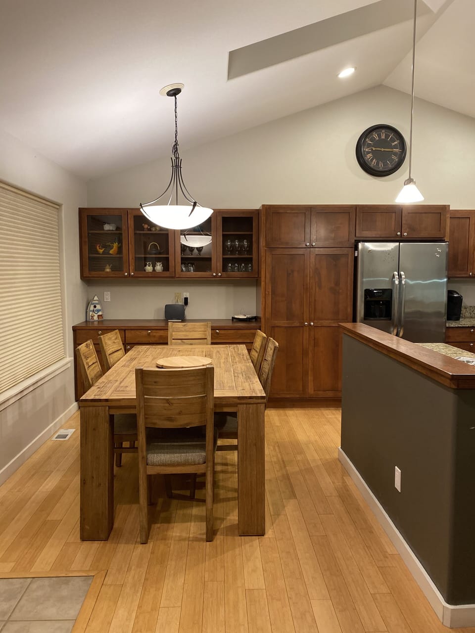 Dinning area/drinking bar