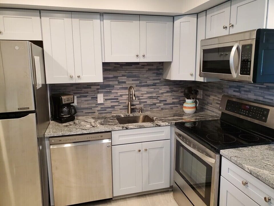 Completely renovated kitchen 