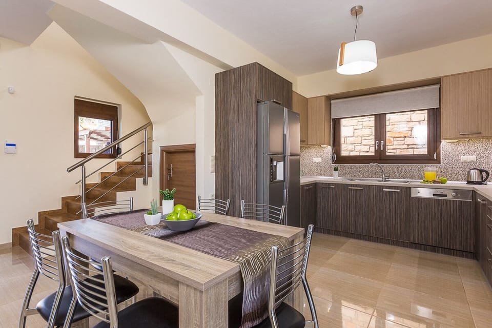 Dining area next to the kitchen!