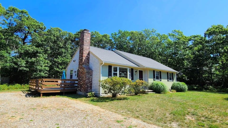 Home is less than a mile to Cooks Brook Beach