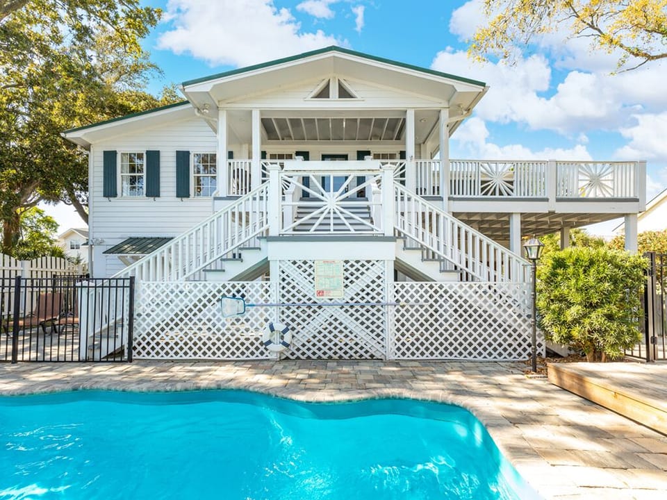 Welcome To Maison de Marie!