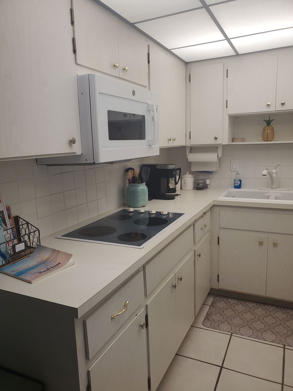 The efficient kitchen... it may not be fancy,  but it's got everything you need!