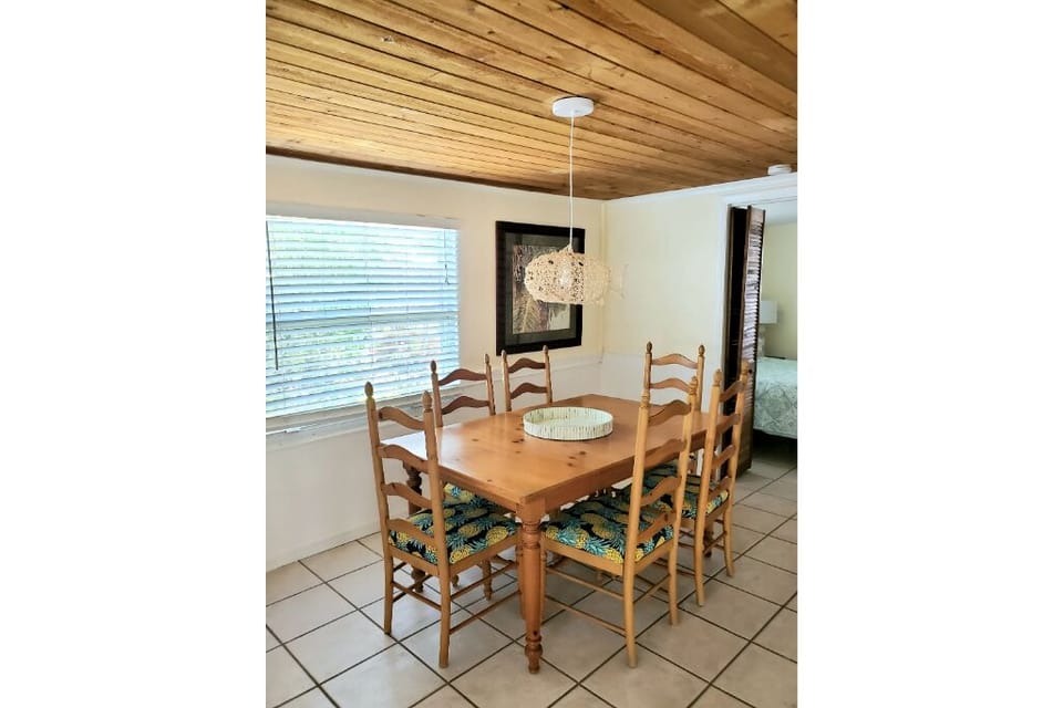 Dining Room - Plenty of room for a family dinner or game night. 
