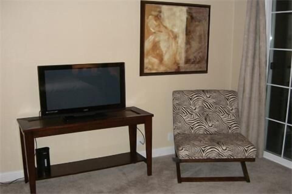 Master Bedroom 2
