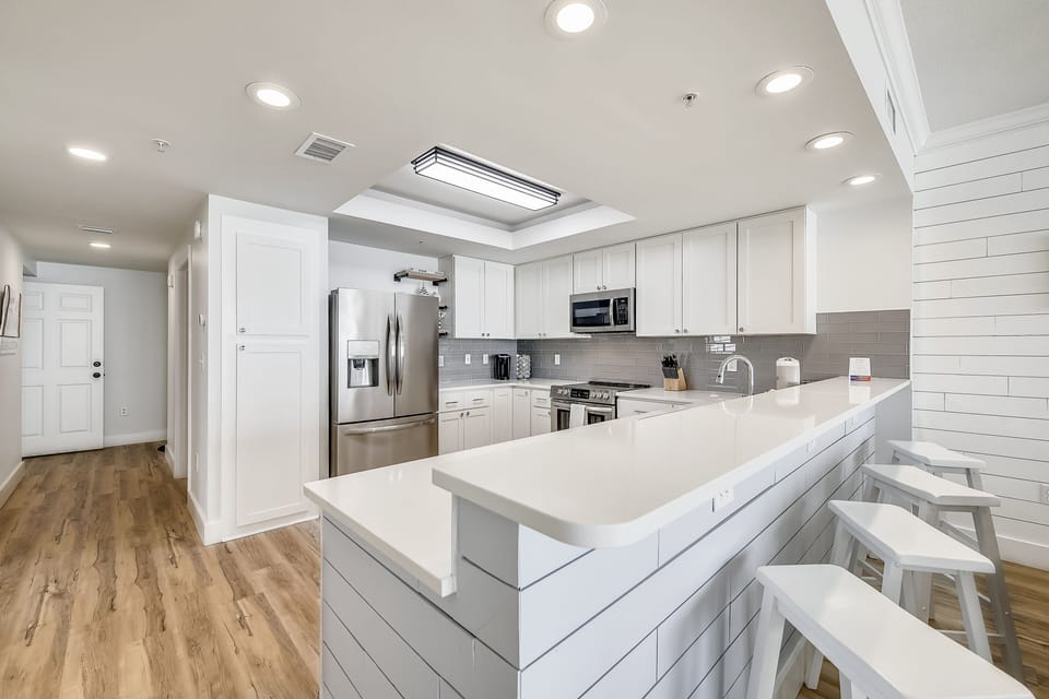 Full Size Kitchen