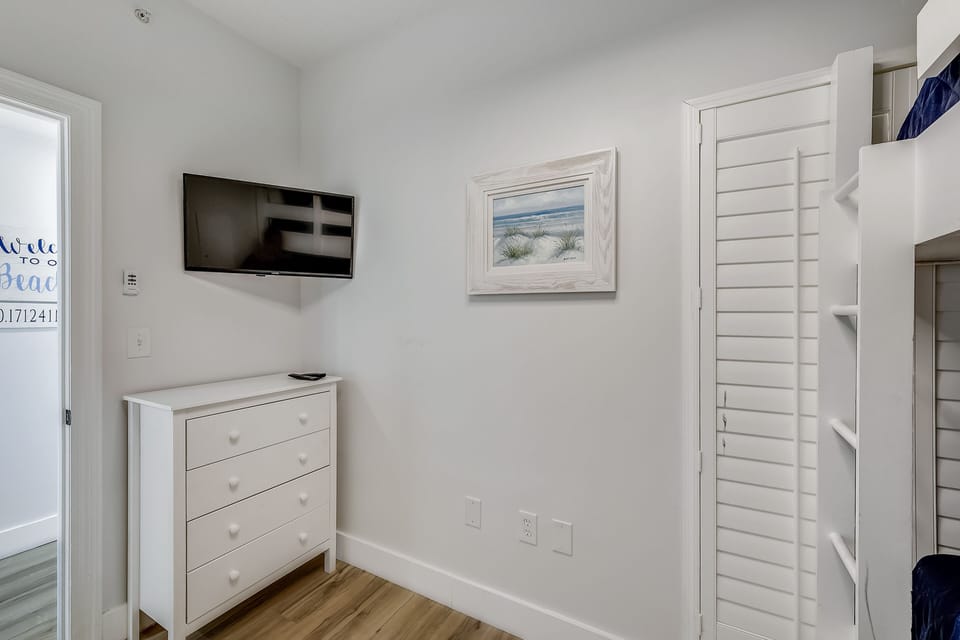 Bunk Room with Twin Size Bunk Bed and Trundle