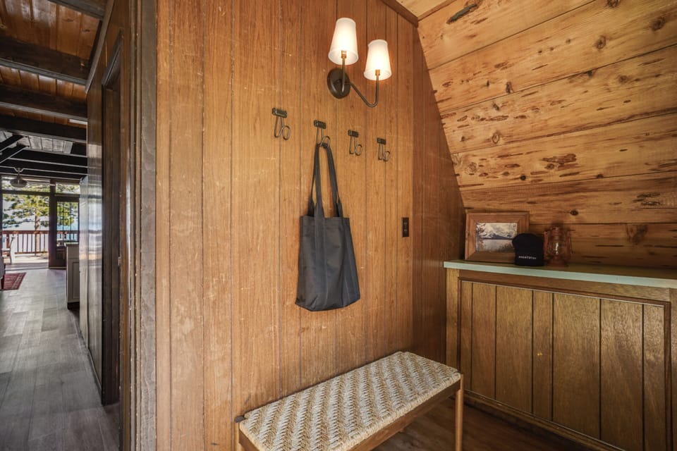 Upstairs nook.