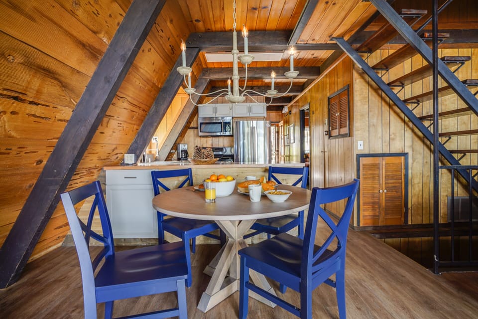 Breakfast nook.