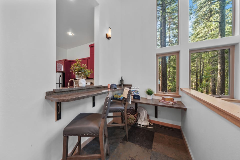 Enjoy casual dining and conversation at the breakfast bar.
