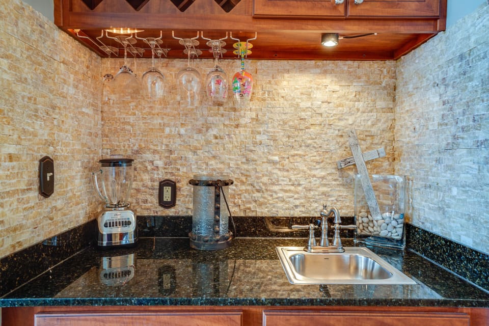 Wet Bar