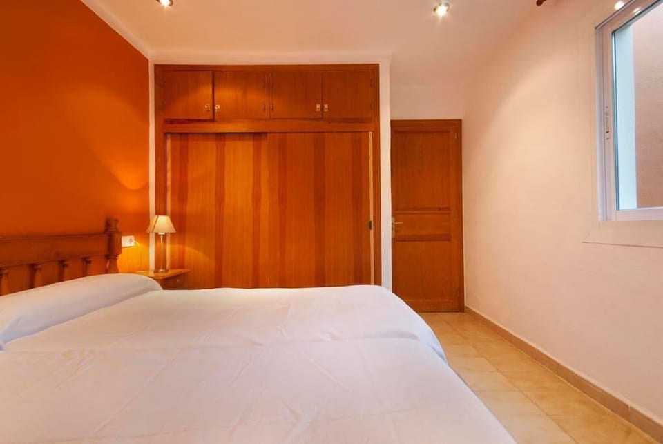 Pinos Altos 08 (T1) - Castaño, Cala Sant Vicenç