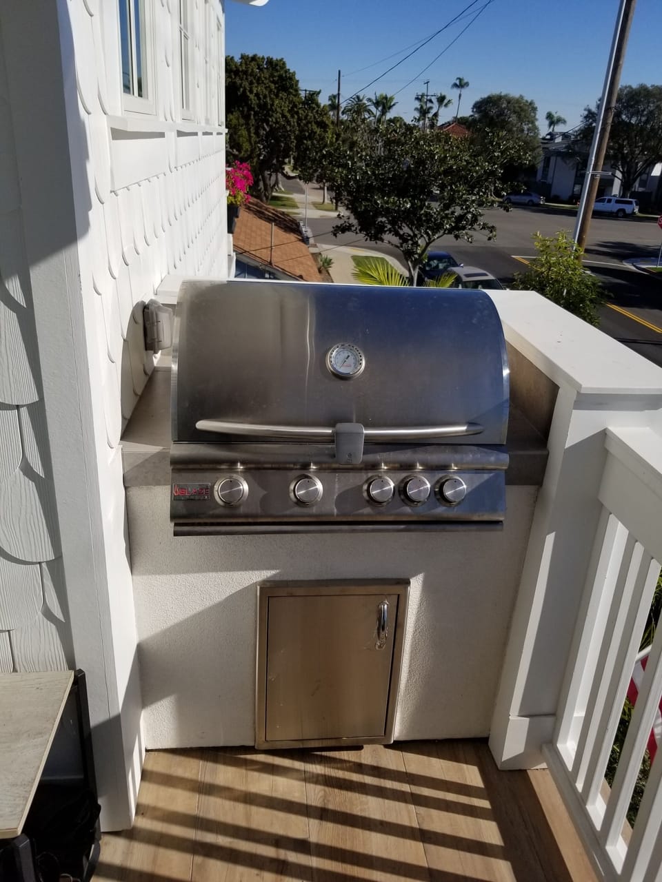 BBQ off kitchen/living room area.