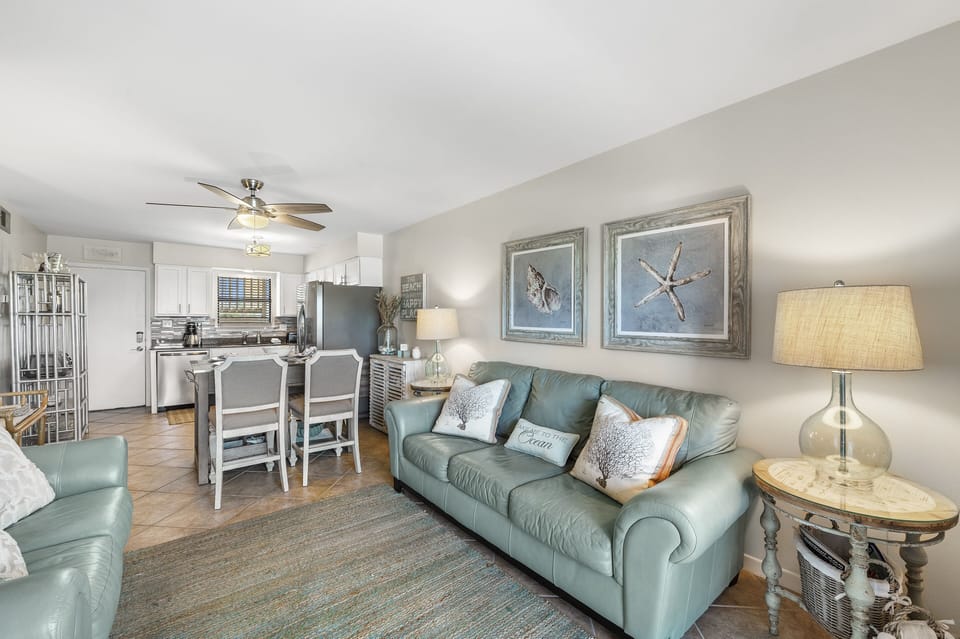 Living Room with Plenty of Comfortable Seating and
2 Full Size Sofas and a Recliner
New Smart TV (streaming & cable)