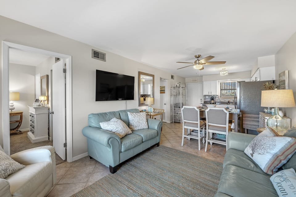 Living Room with Plenty of Comfortable Seating and
2 Full Size Sofas and a Recliner
New Smart TV (streaming & cable)