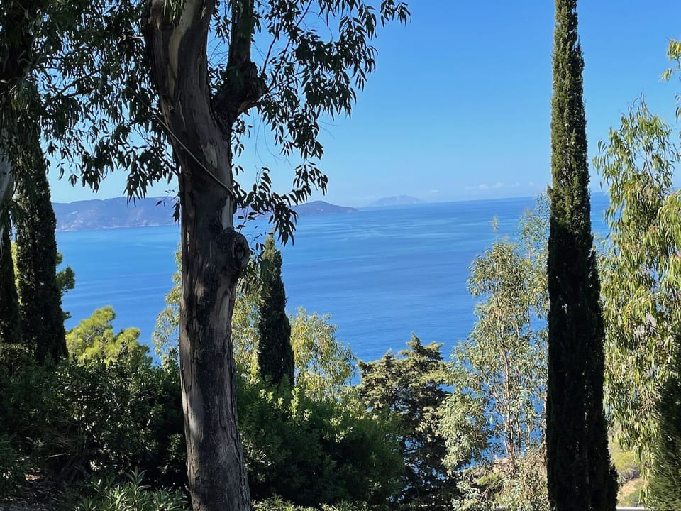 Villa with access to the sea and view of islands Villa in Tuscany