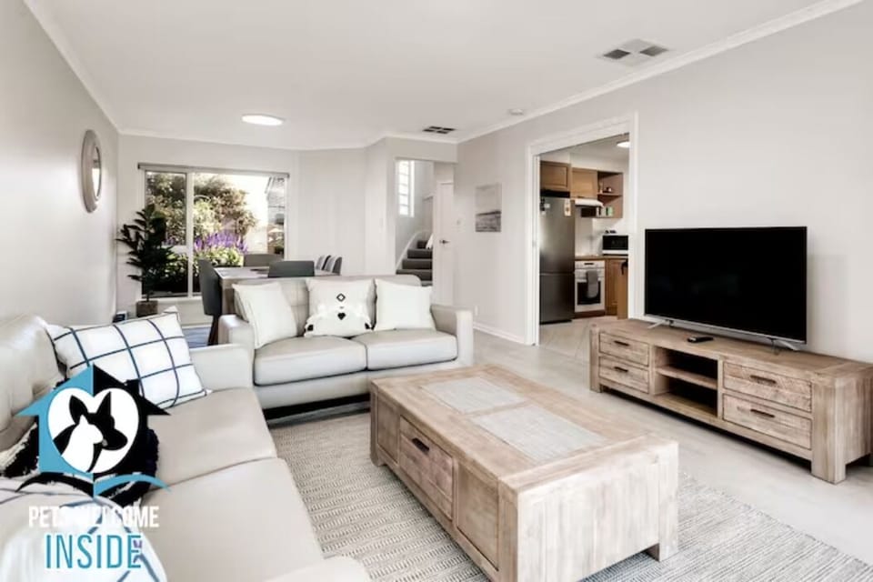 Main living room with lake views