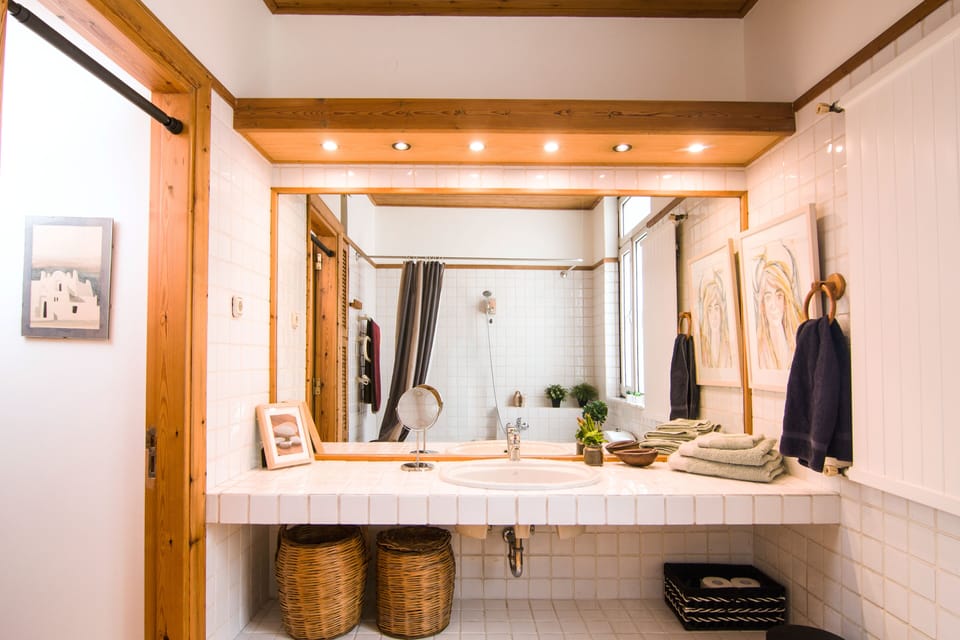 Ensuite bathroom