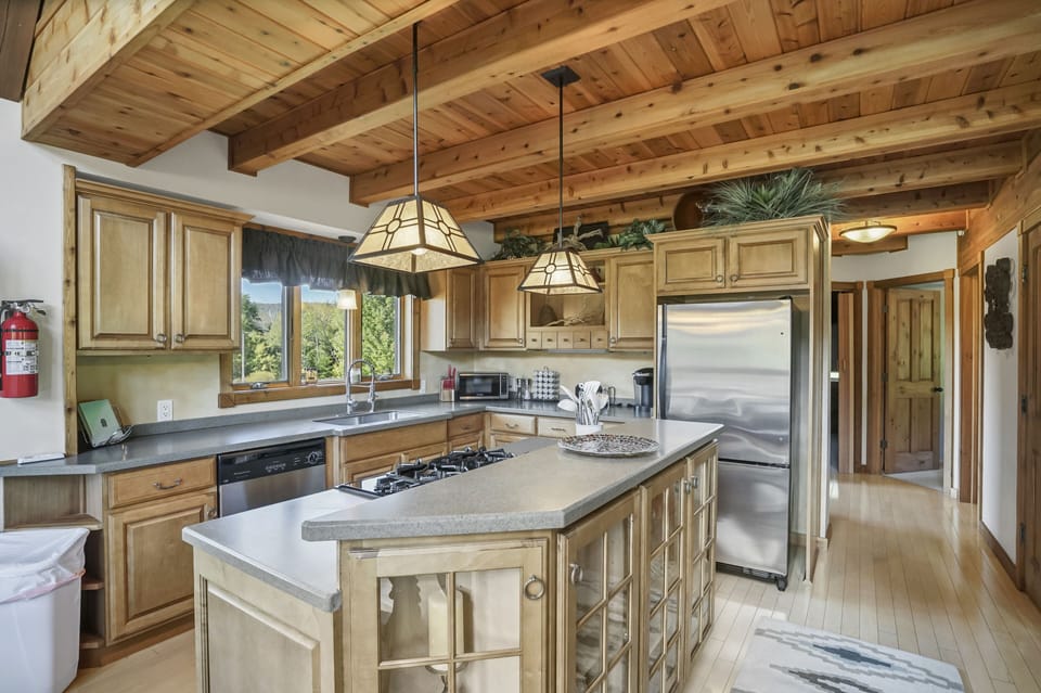 Fox House kitchen