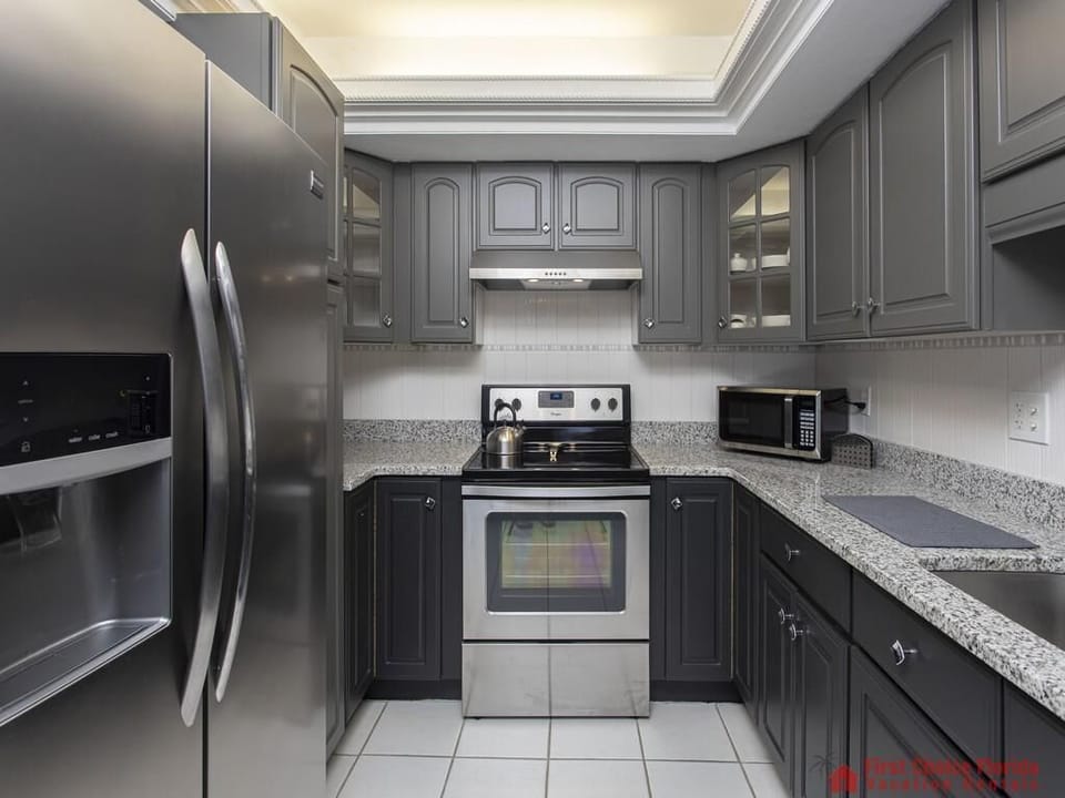 Anastasia 314 Kitchen