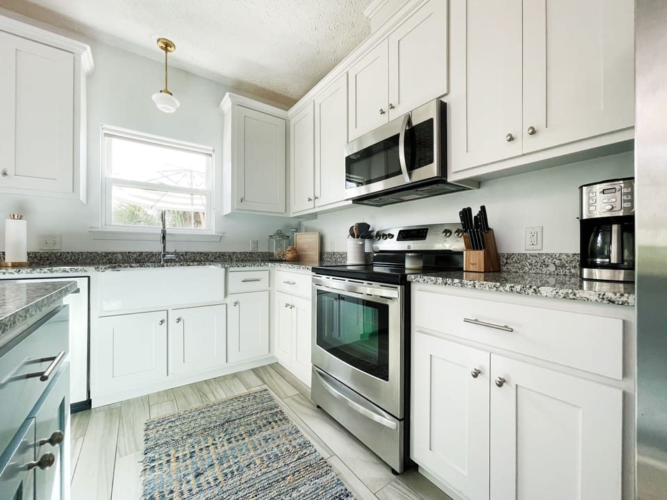 Fully equipped kitchen