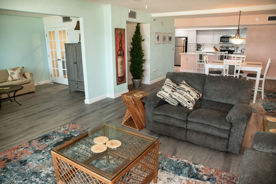 1960 square feet of living space