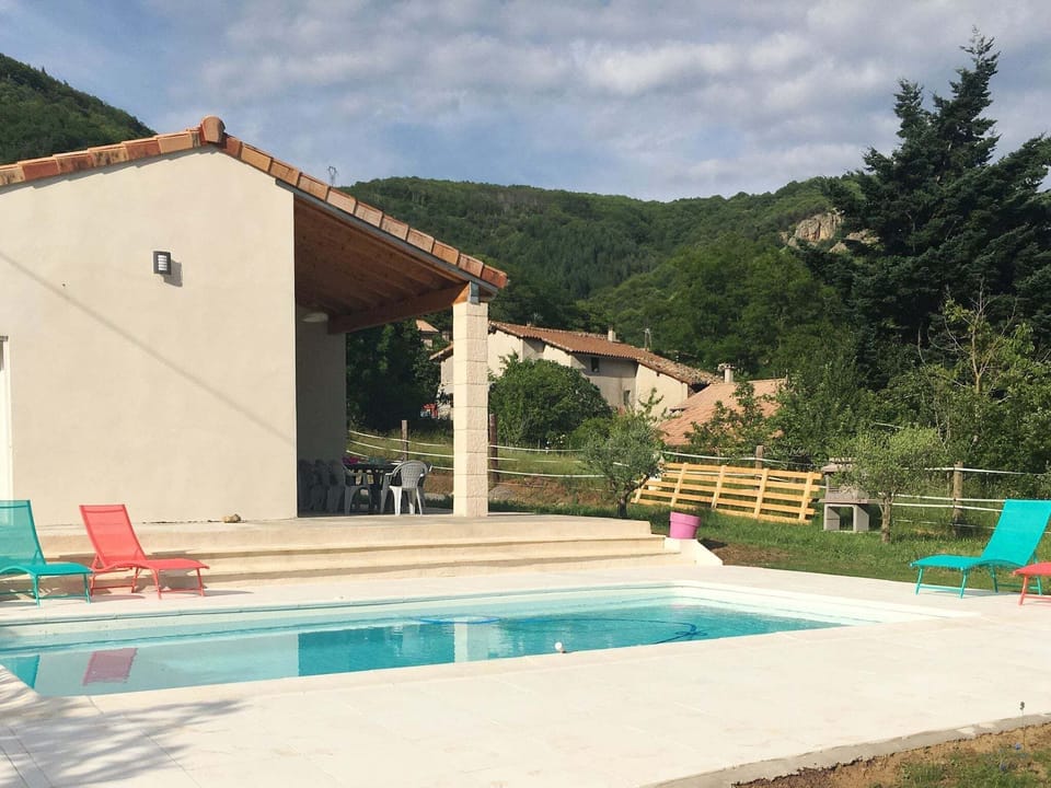 Holiday Home Swimming Pool