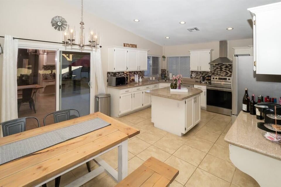 Large Open Kitchen