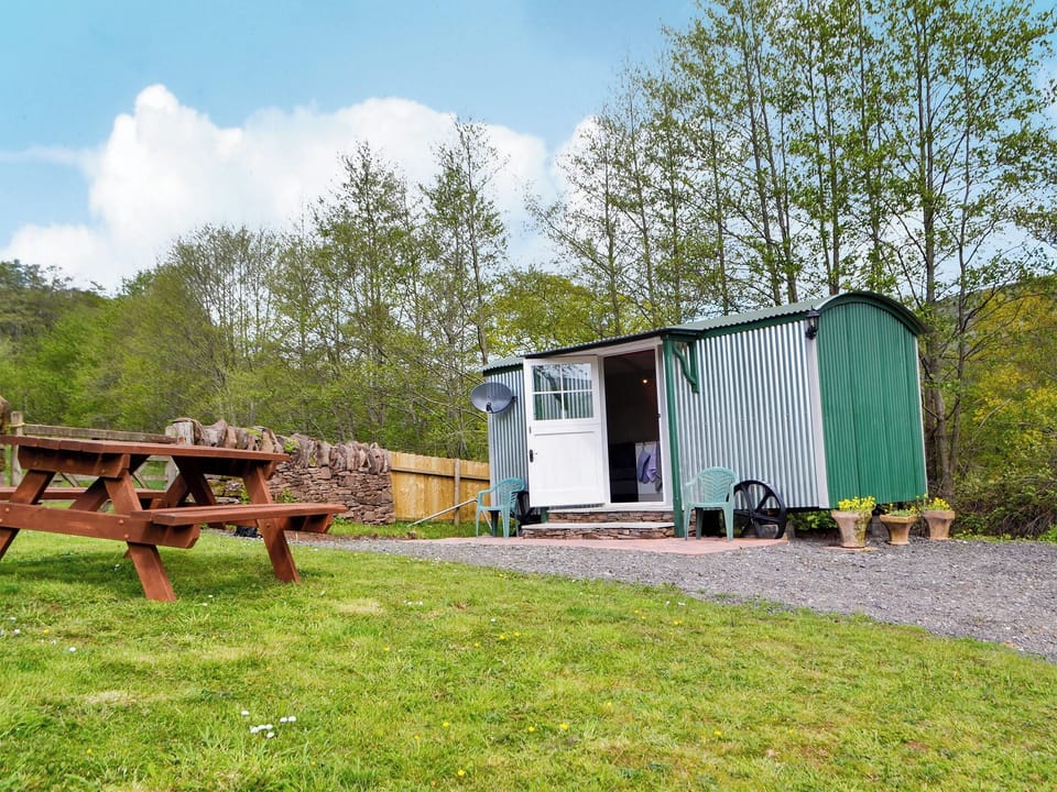 Garden and grounds | Mountain View, Cwmyoy, near Abergavenny