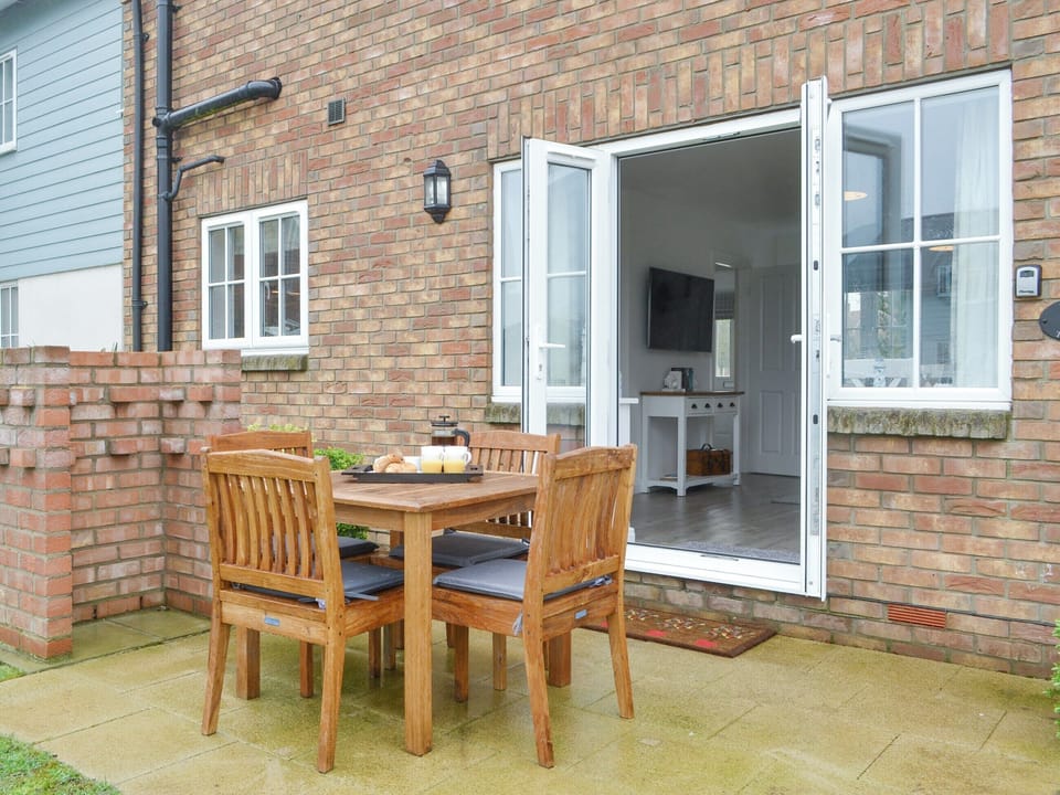 Patio | Pine View Cottage, Filey