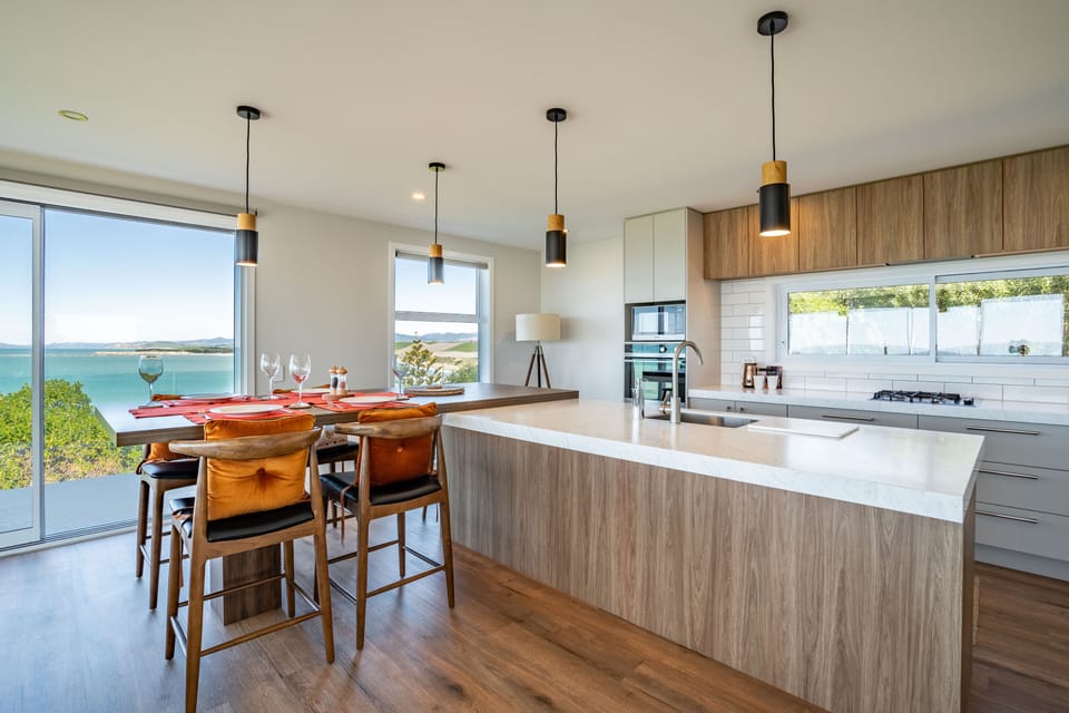 Hosting Kitchen