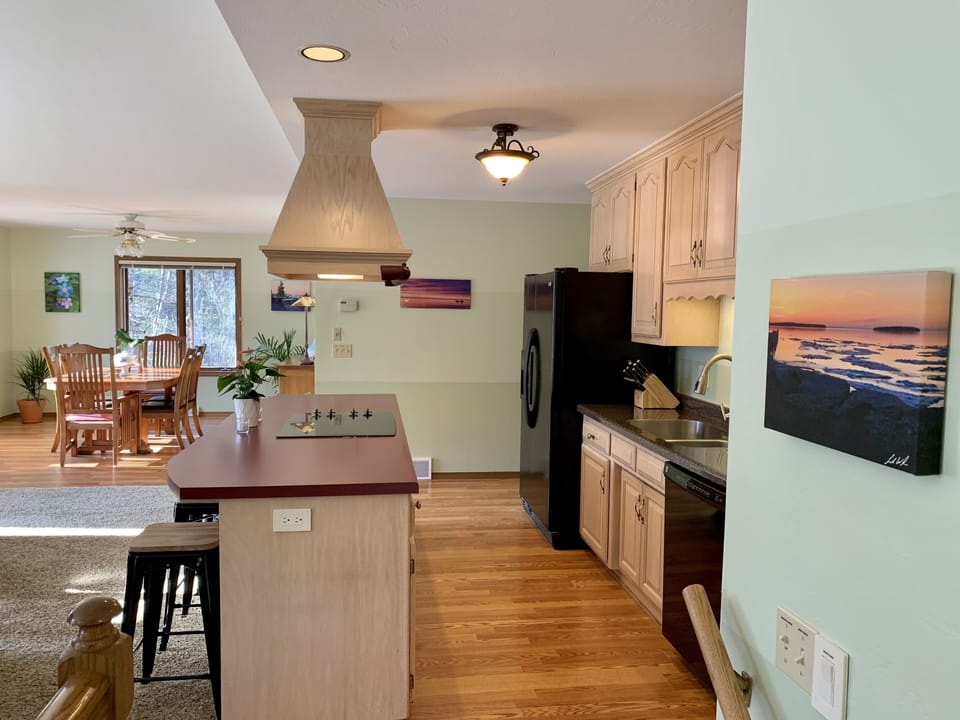 Kitchen great room area