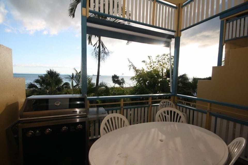 Villa 49 Front deck