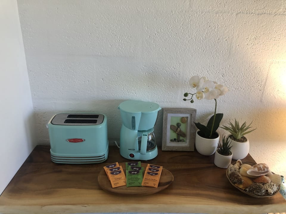 Breakfast Bar