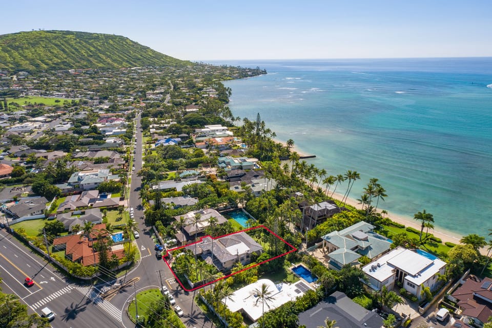 beach and Koko Head
