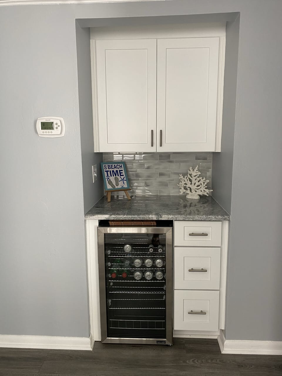 Bar Area 