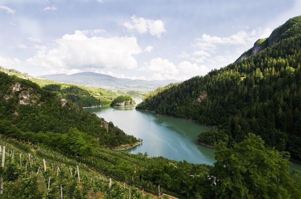 Santa Giustina Lake, 4 chilometers
