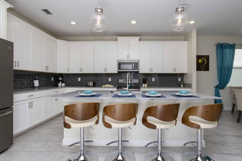 13-1551FlangeDr-Championsgate-1023