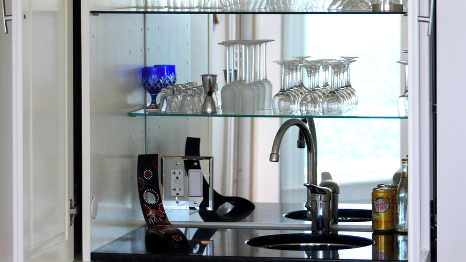 Rockcleft's bar area is well stocked with glassware 