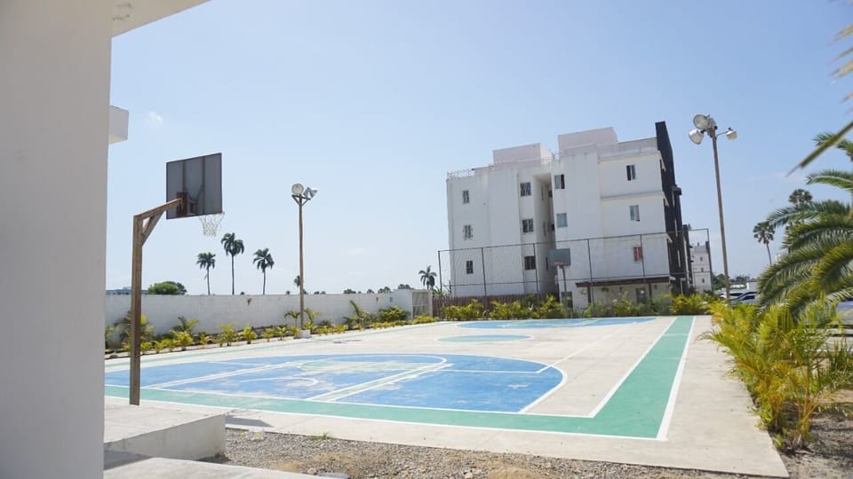 Sport court